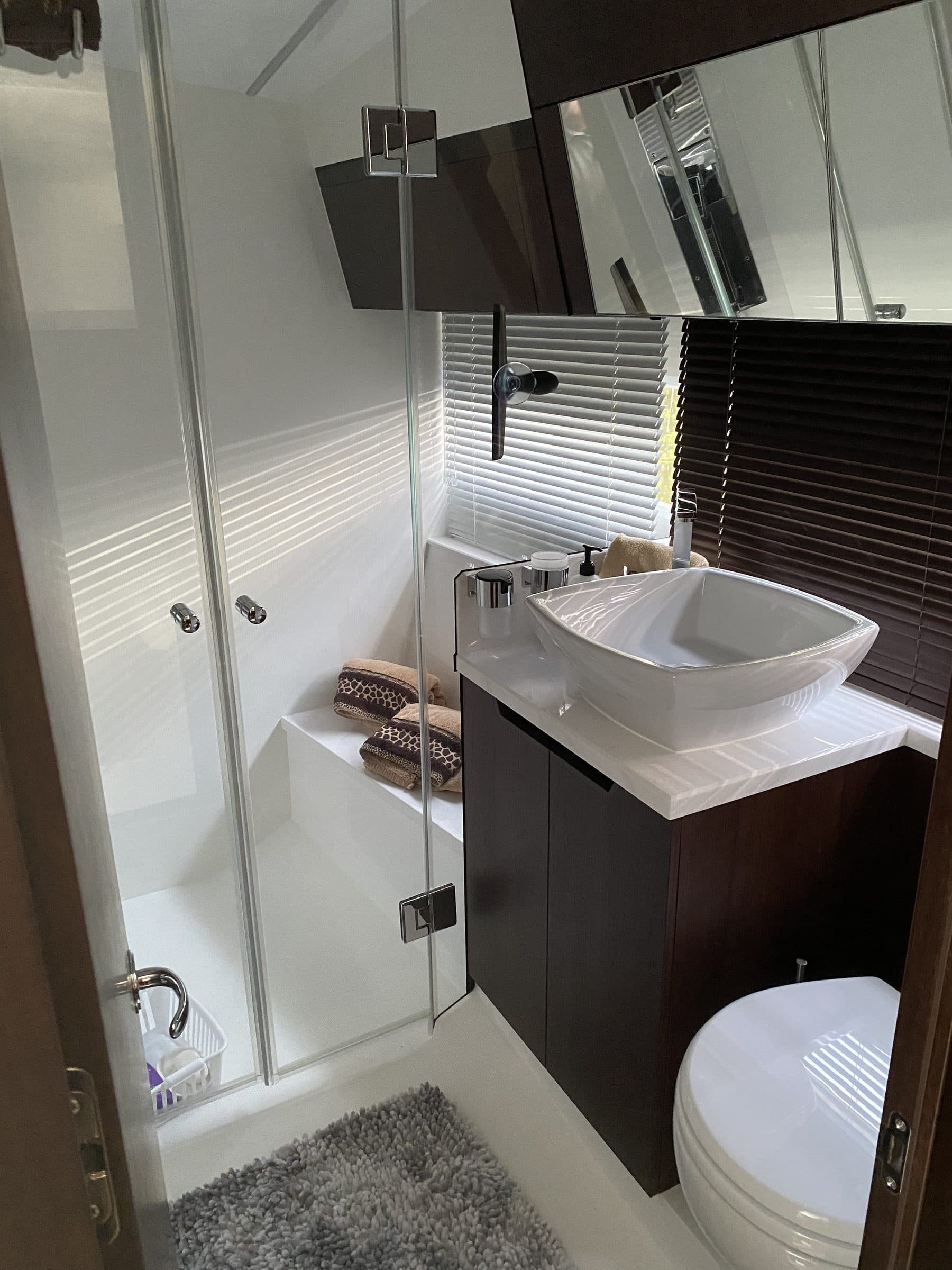 Boat bathroom vanity and sink